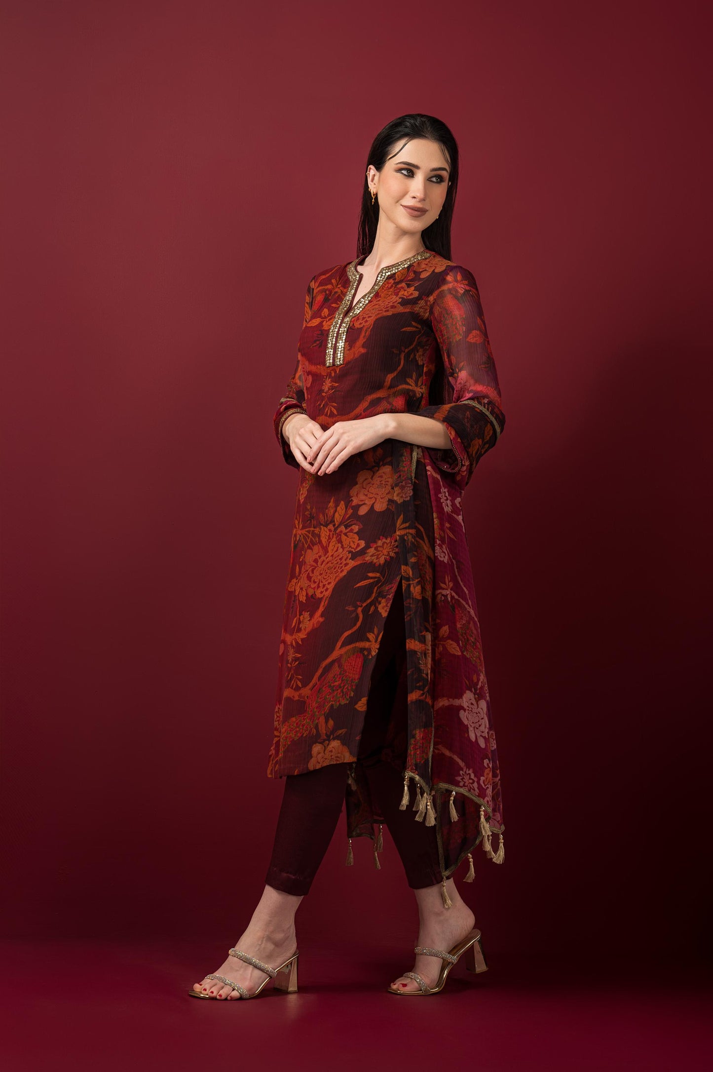 PRINTED KURTA AND PANT SET