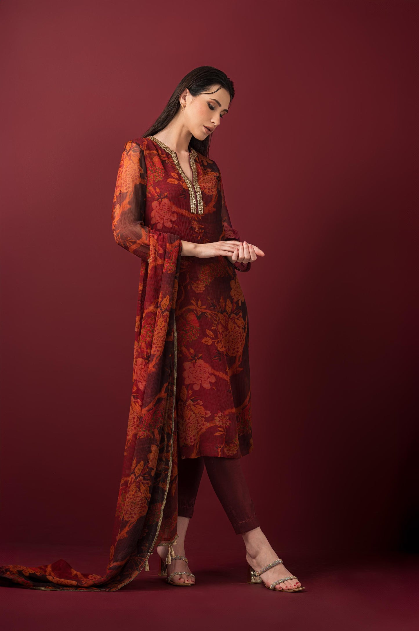 PRINTED KURTA AND PANT SET