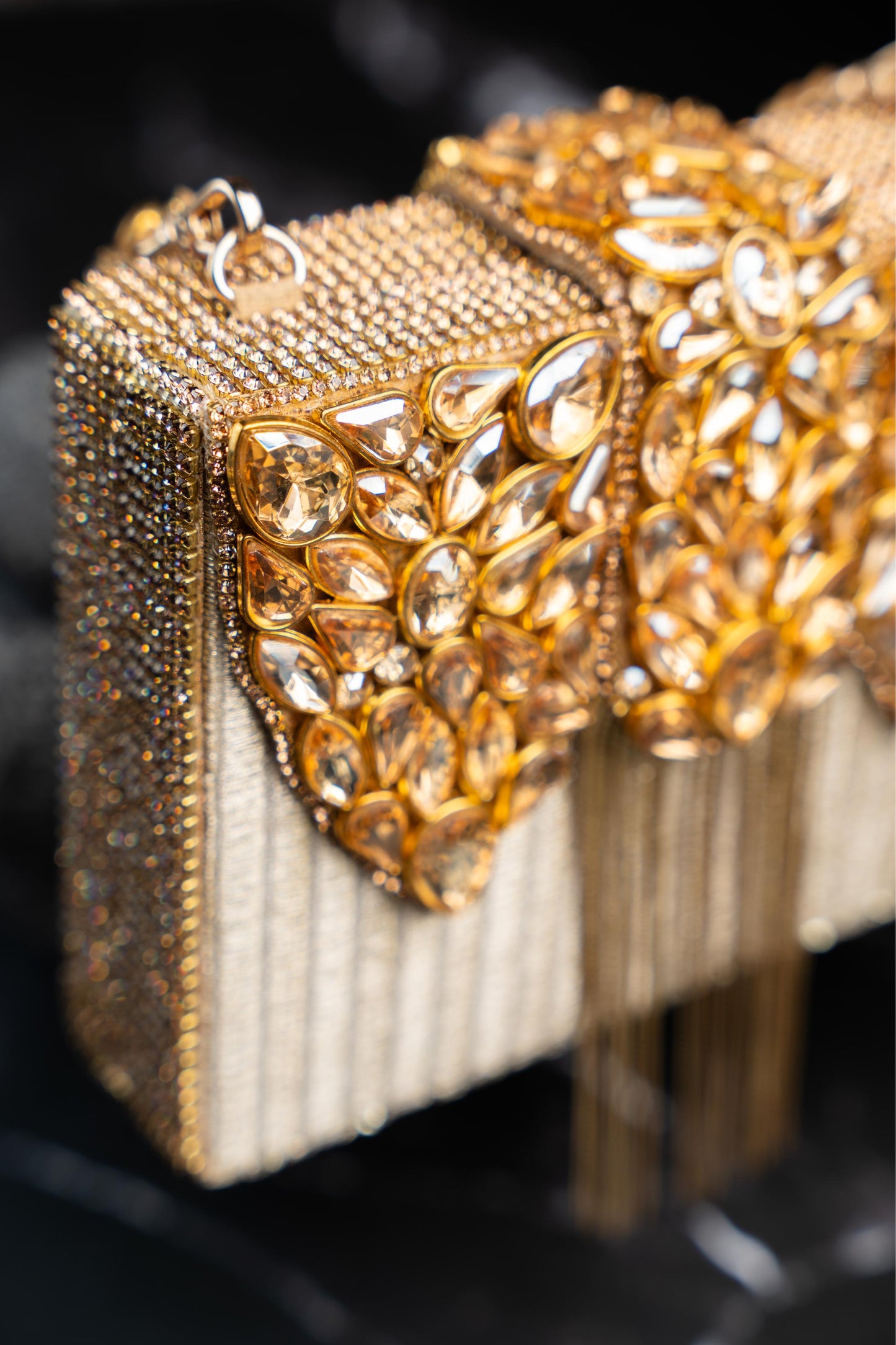 DIAMOND HINTED KASSE PLUME GOLD