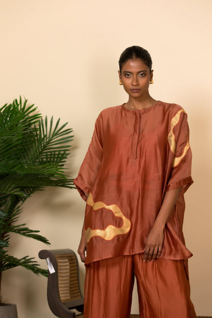 EEDA SILK SHIRT SET WITH ASYMMETRICAL PATCHWORK