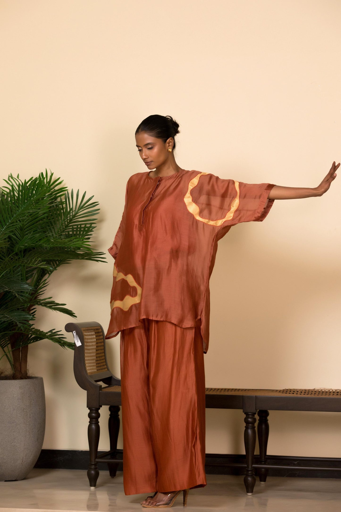 EEDA SILK SHIRT SET WITH ASYMMETRICAL PATCHWORK