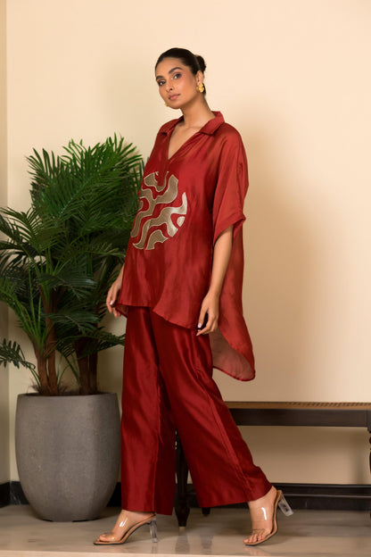EEDA SILK CENTRE BROCADE PATCH SHIRT SET