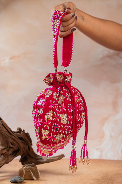 FLORAL TRELLIS FUCHSIA