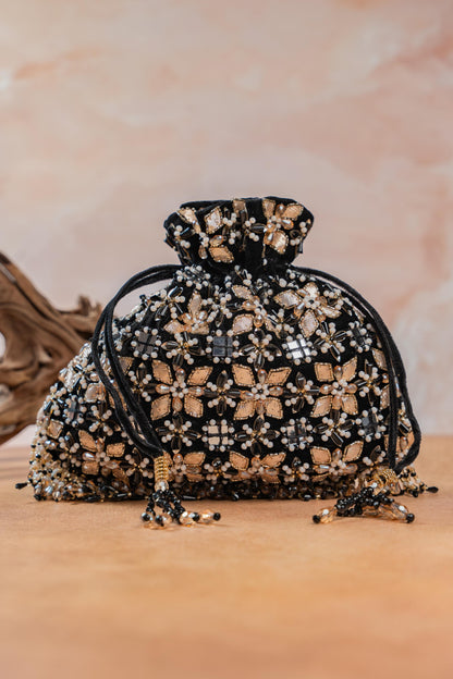 FLORAL TRELLIS NOIR