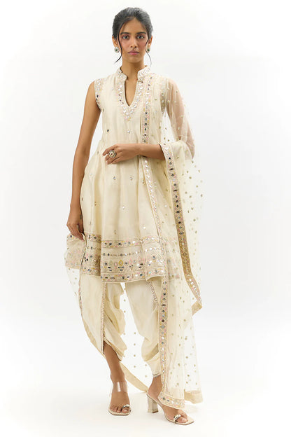 GITASHRI DHOTI SET