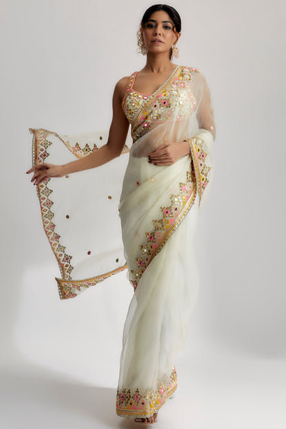 MAAHI SAREE SET