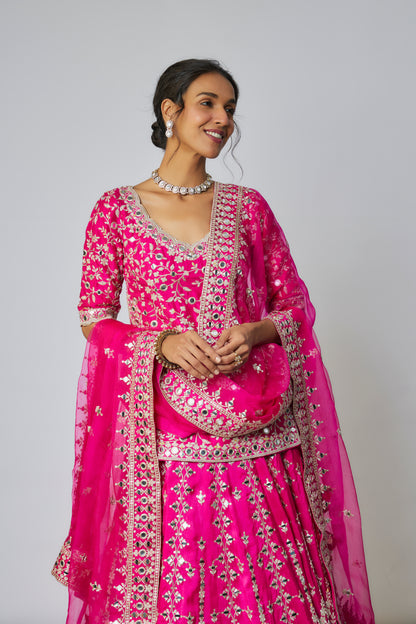 ABHIRAMI LEHENGA SET