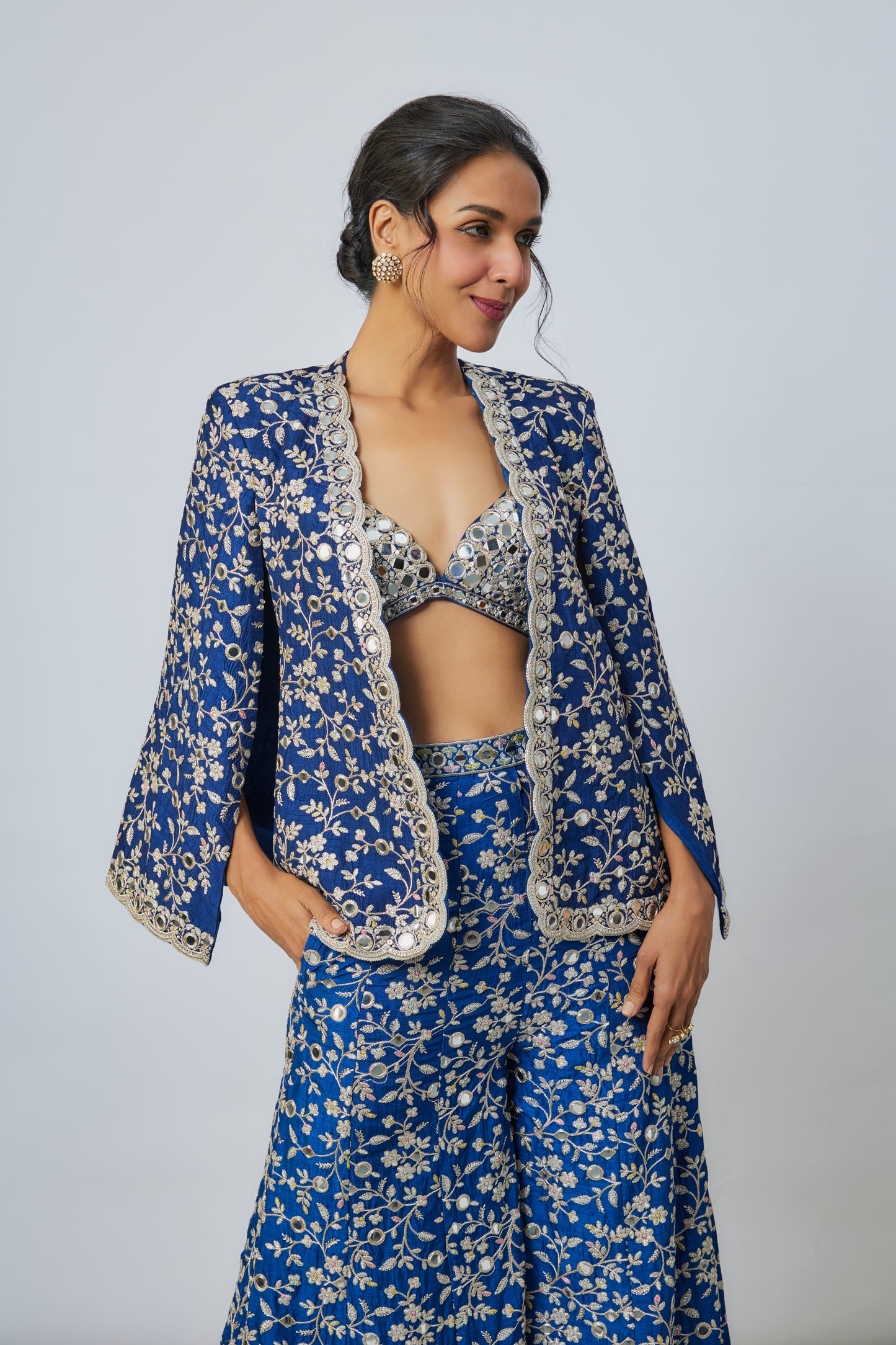 DHYEYA PANT SET