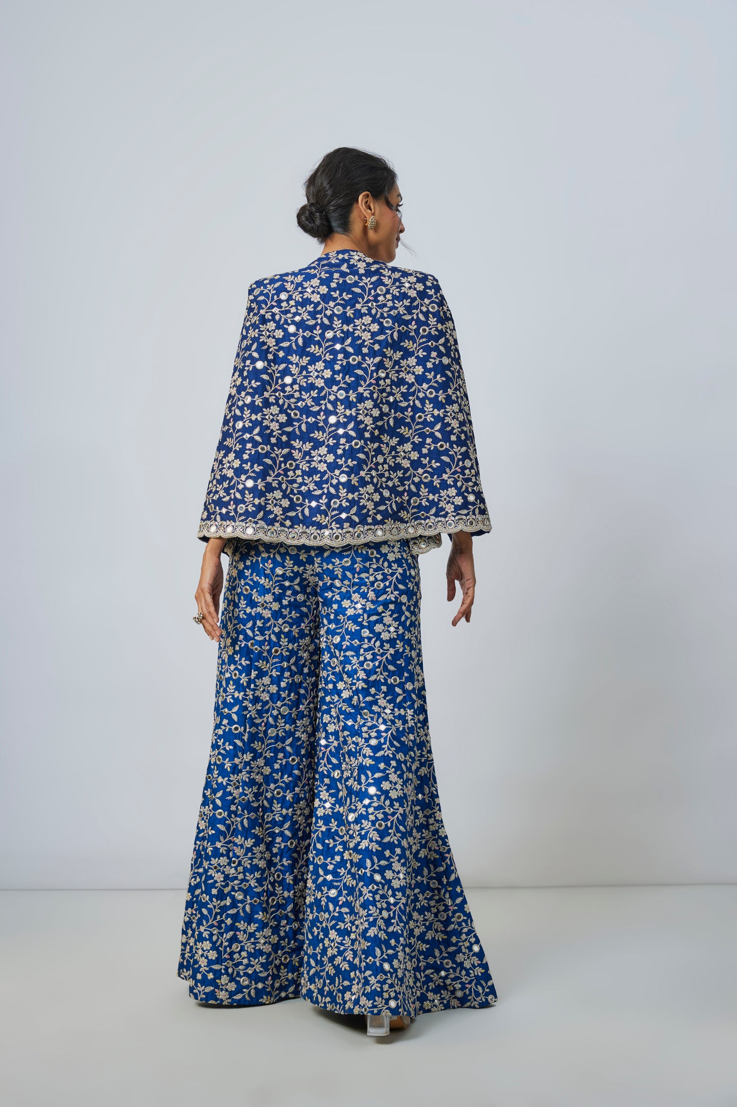 DHYEYA PANT SET