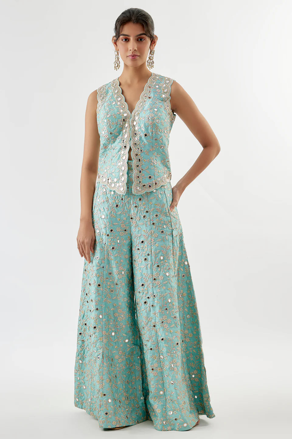 AKILA PANT SET