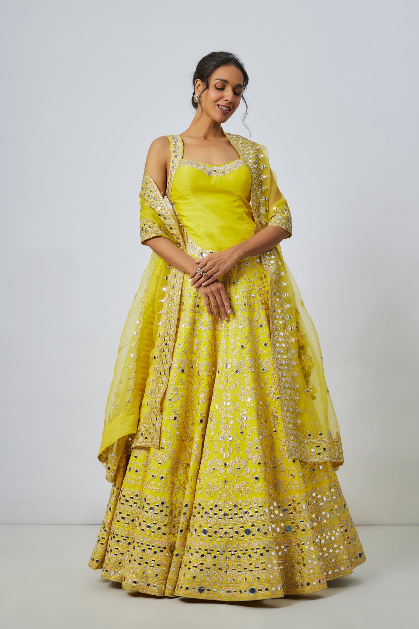 TISYA LEHENGA SET