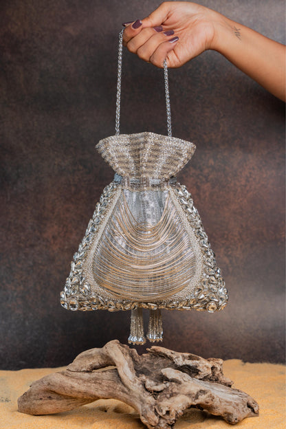 HINTED DIAMOND ROYAL SILVER