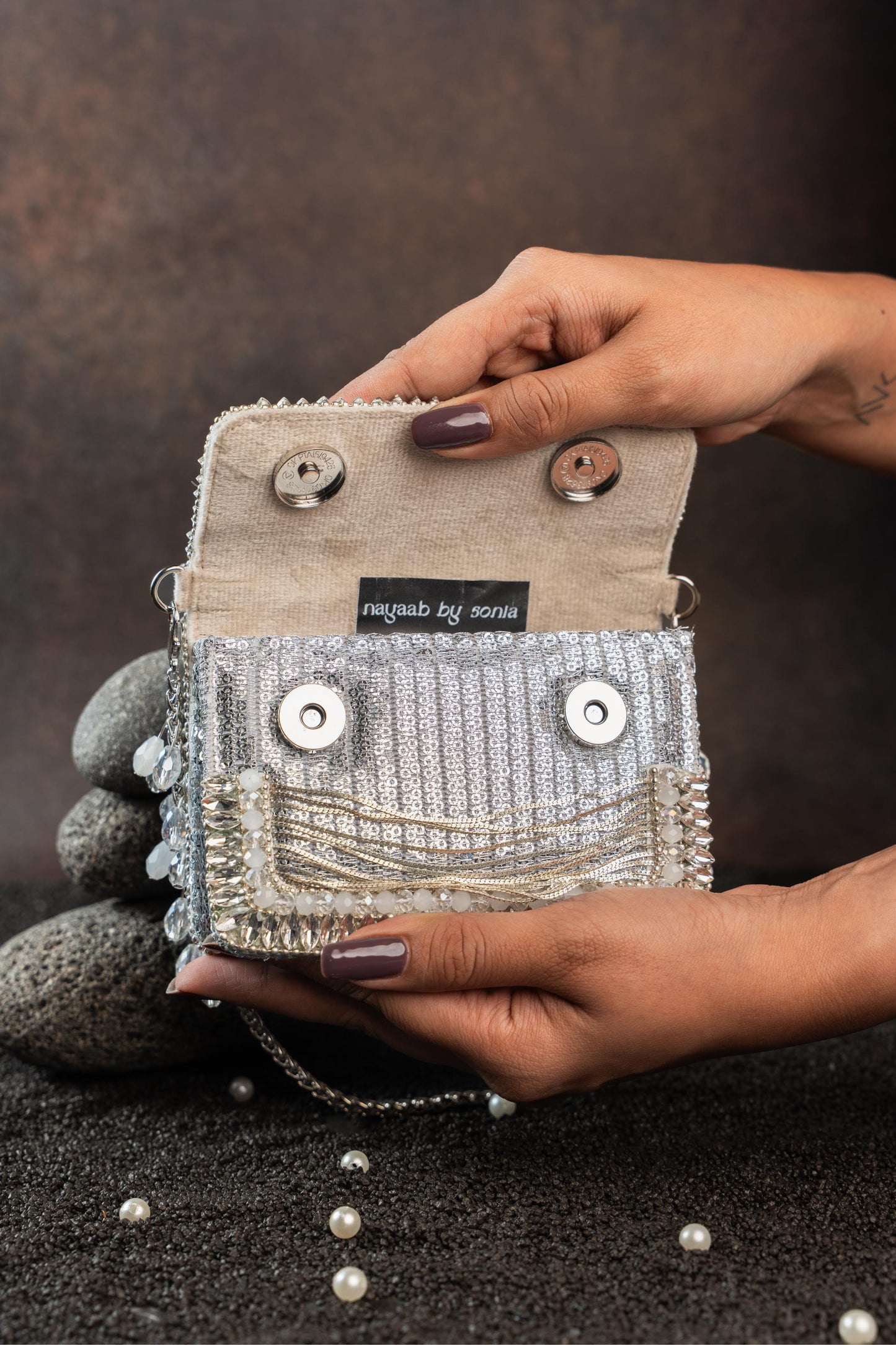 HINTED SLATE SILVER MINI