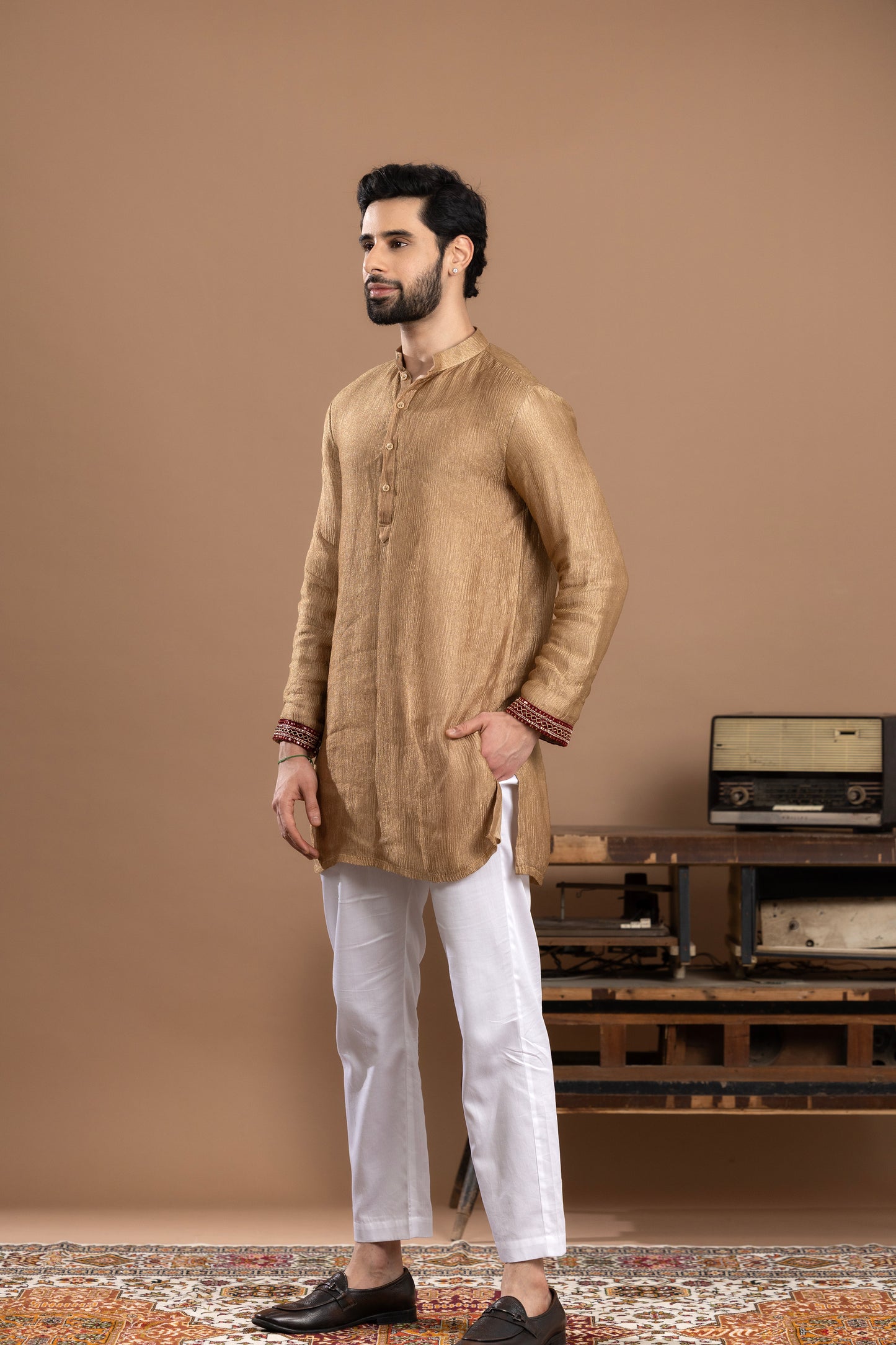 ZARDOZI WORK KURTA WITH STRAIGHT FIT PYJAMAS