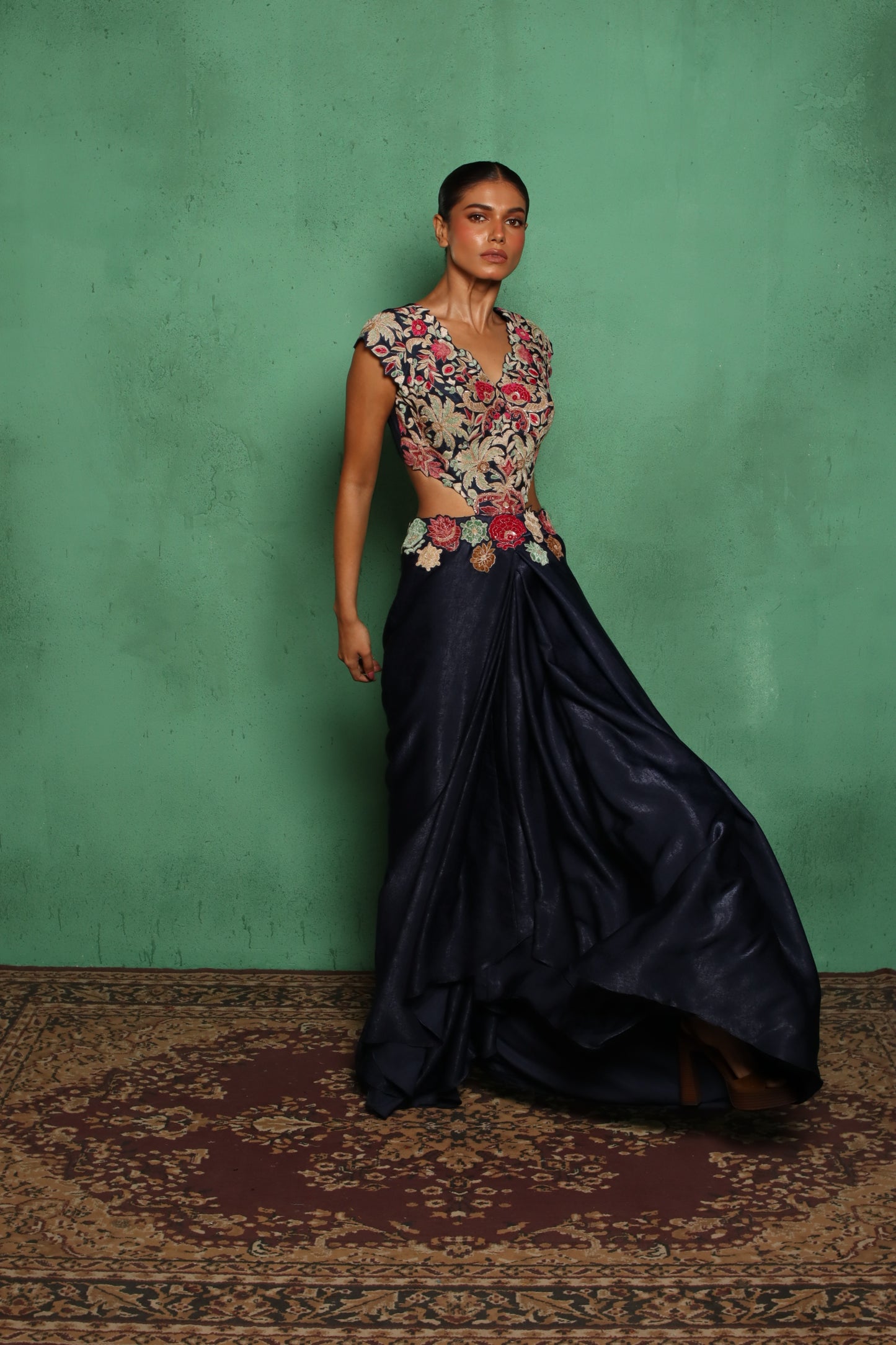SPANISH SIDE CUT GOWN
