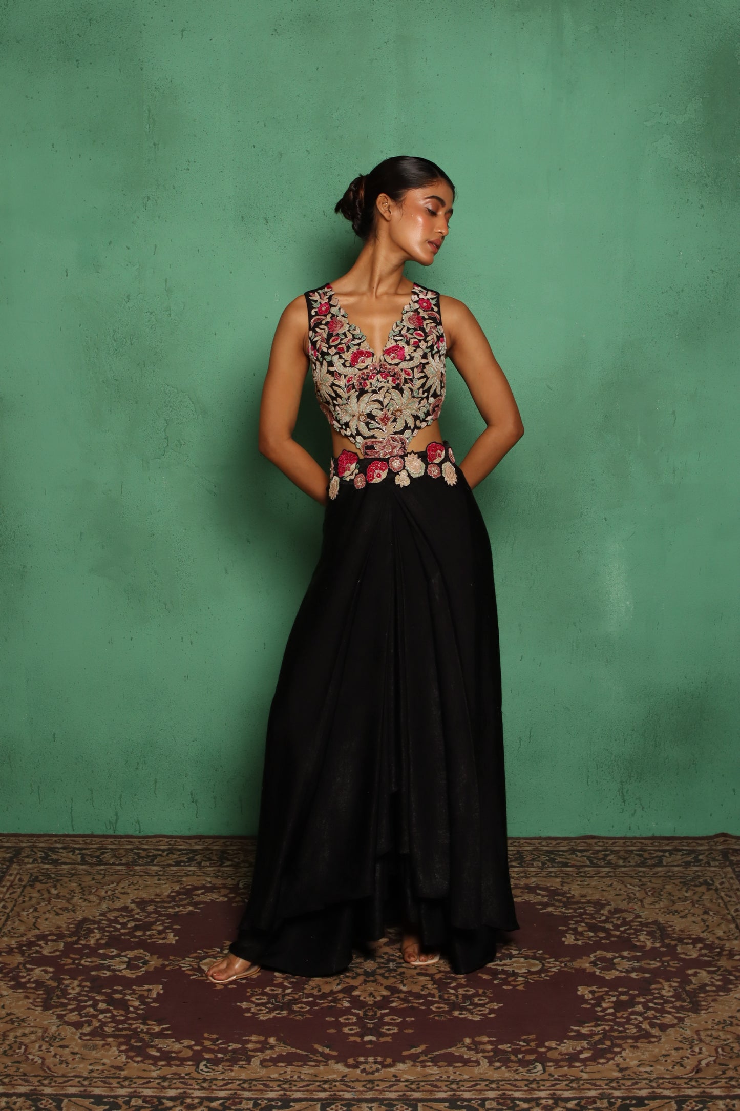 SPANISH SIDE CUT GOWN