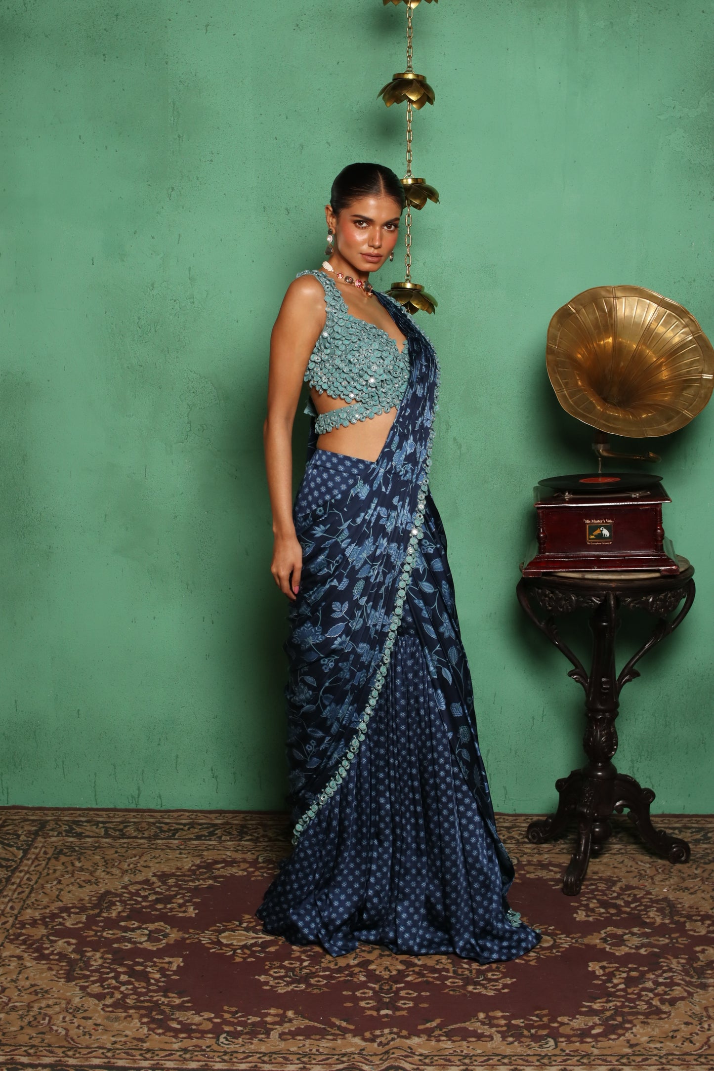 MIRROR CHIC PRINT STYLE SAREE