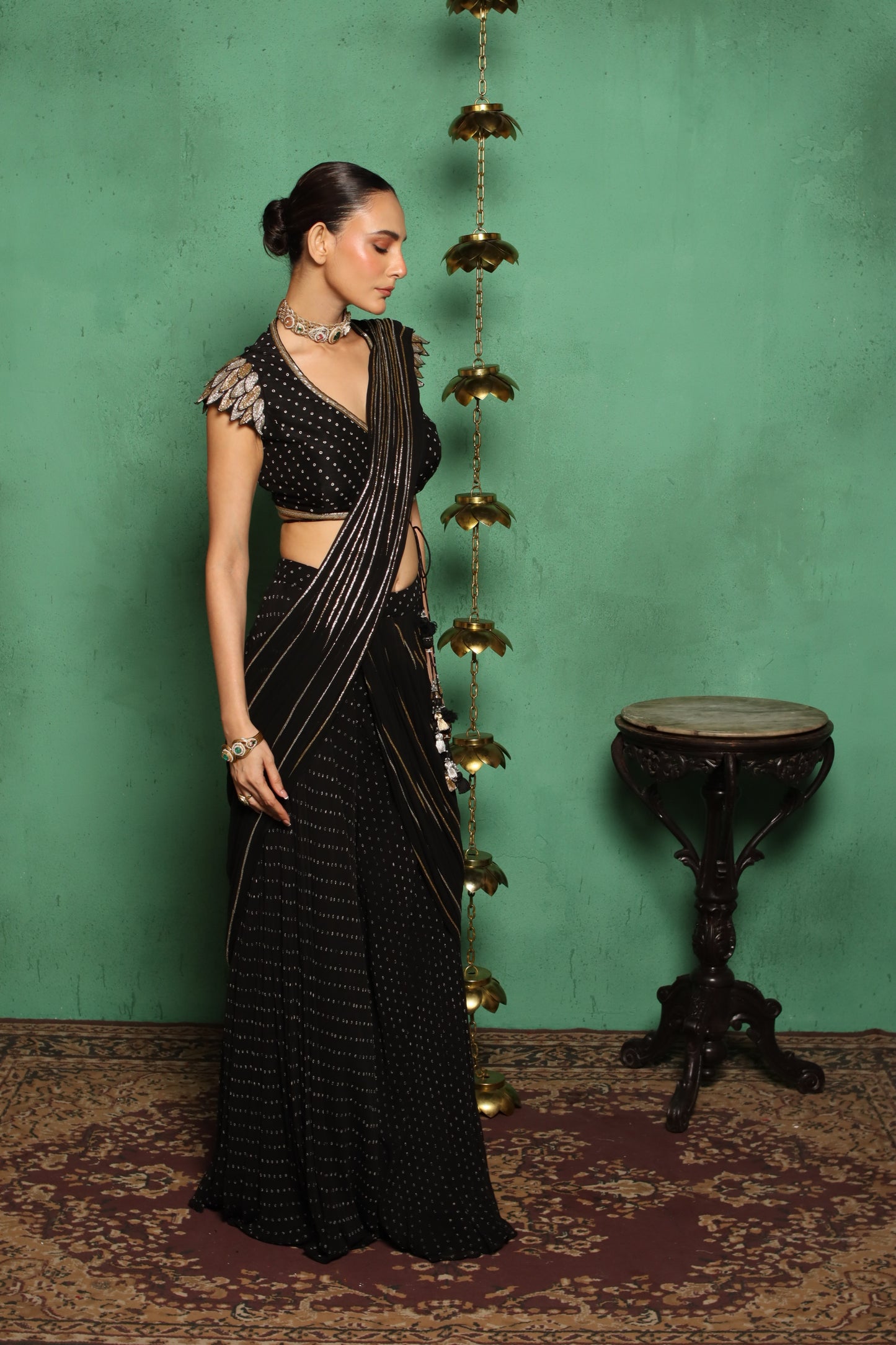 BANDHNI BLING DRAPE