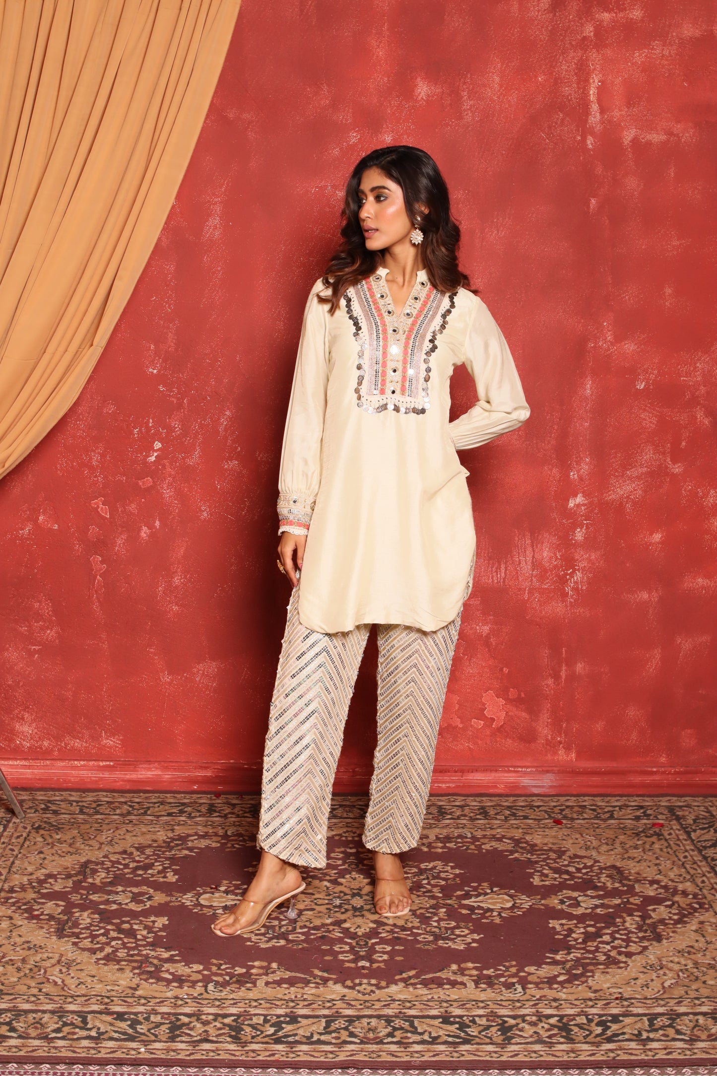 COIN KURTA & GLITTER PANT