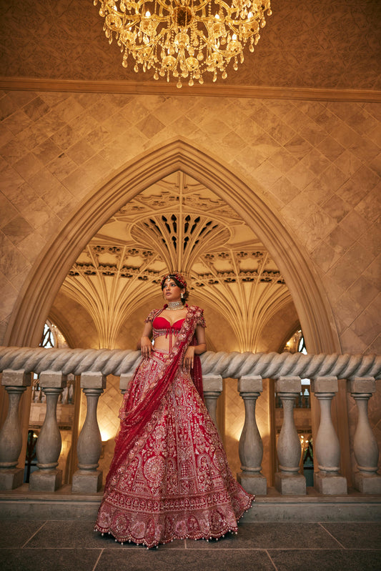 SWANS OF SIAM LEHENGA SET