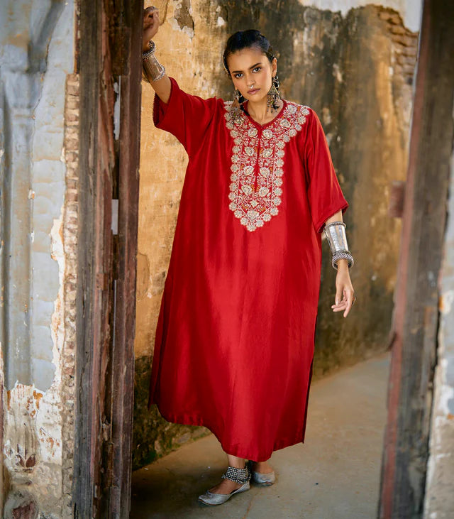 RED KAFTAN