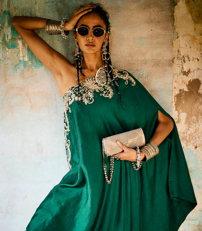 EMERALD GREEN OFF SHOULDER CAPE SET