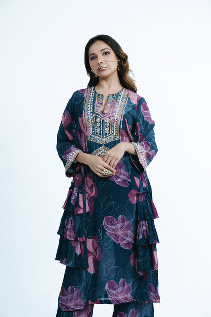 CLASSIC KAMIZ SET WITH LAYERED STOLE
