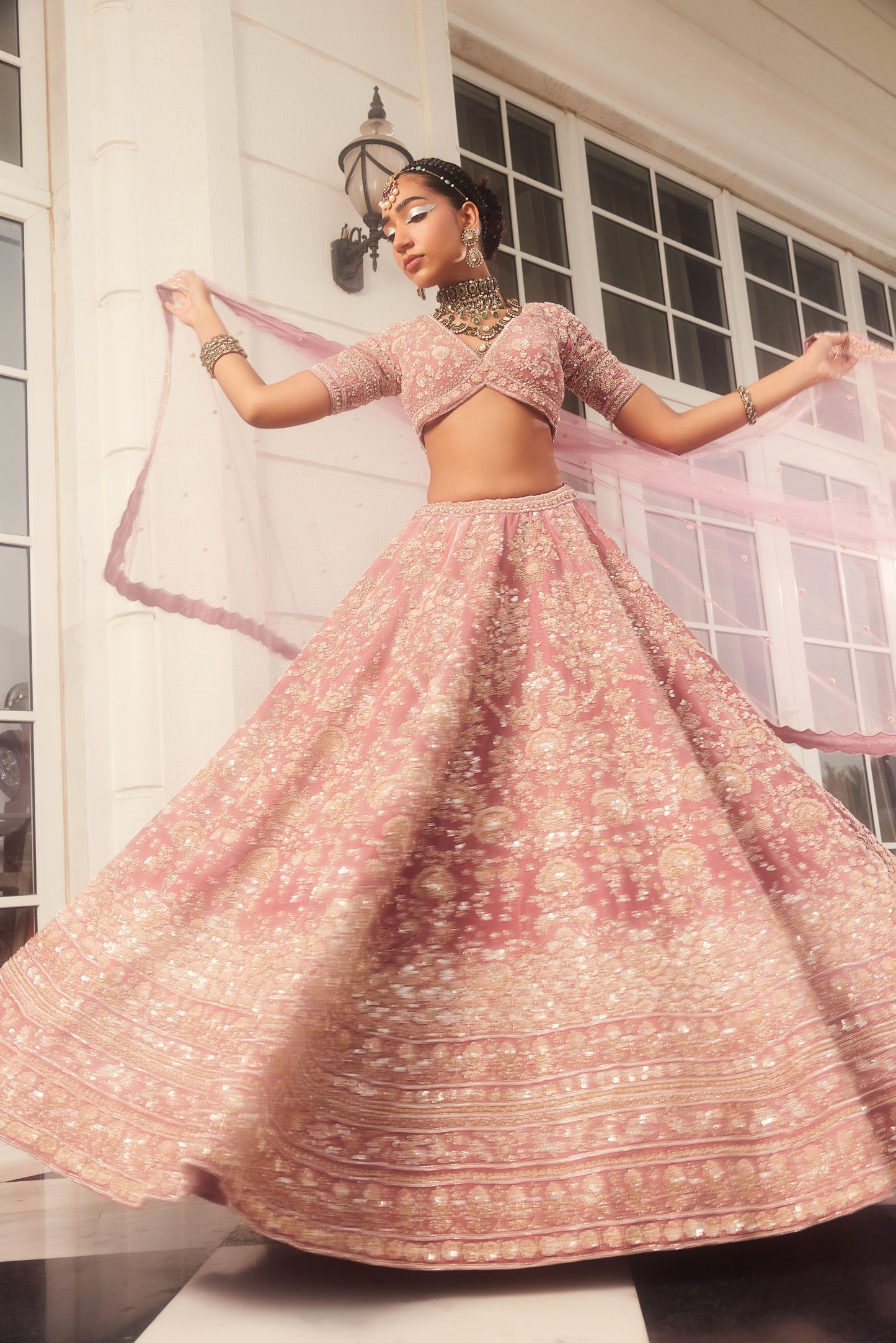 KUNDAN MAUVE EMBROIDERED LEHENGA