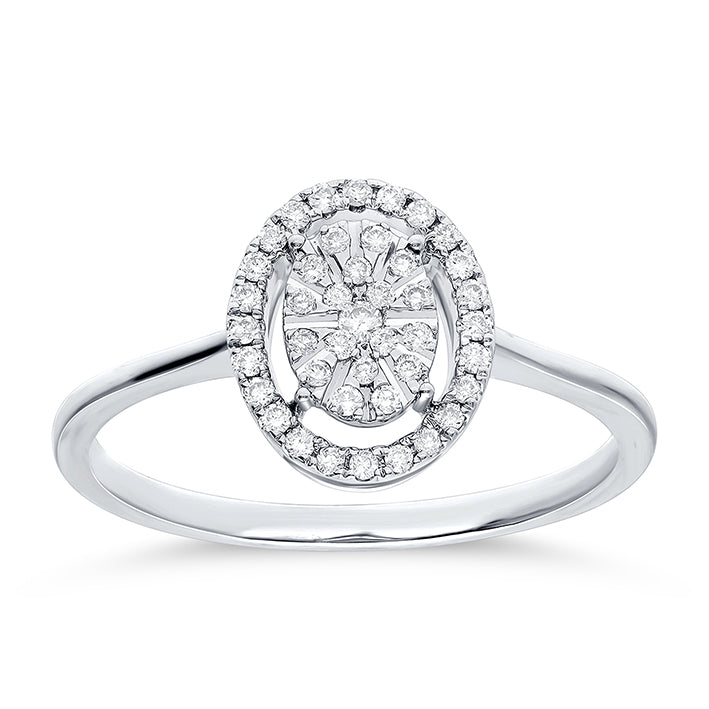 OVAL SHAPED DIAMOND RING