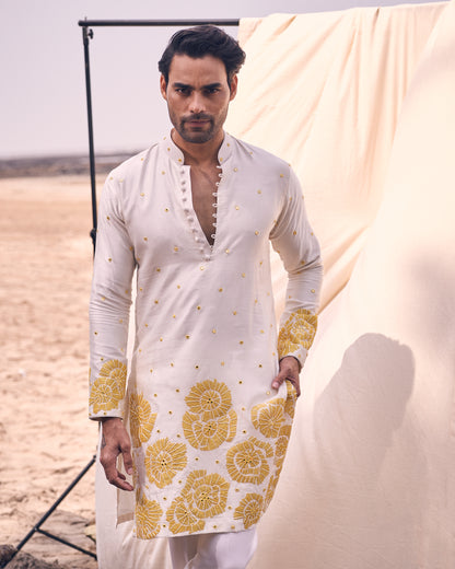 IVORY KURTA SET WITH YELLOW APPLIQUE FLORAL EMBROIDERY