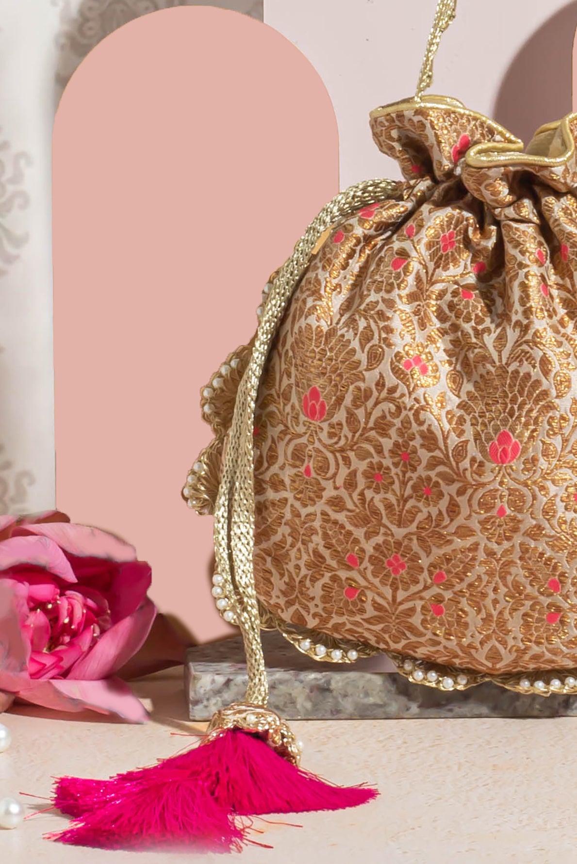 KASHI PURE BANARASI SILK POTLI - CREAM & PINK