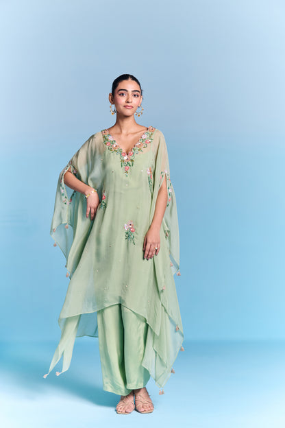 LEISA KAFTAN
