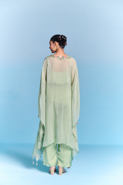 LEISA KAFTAN