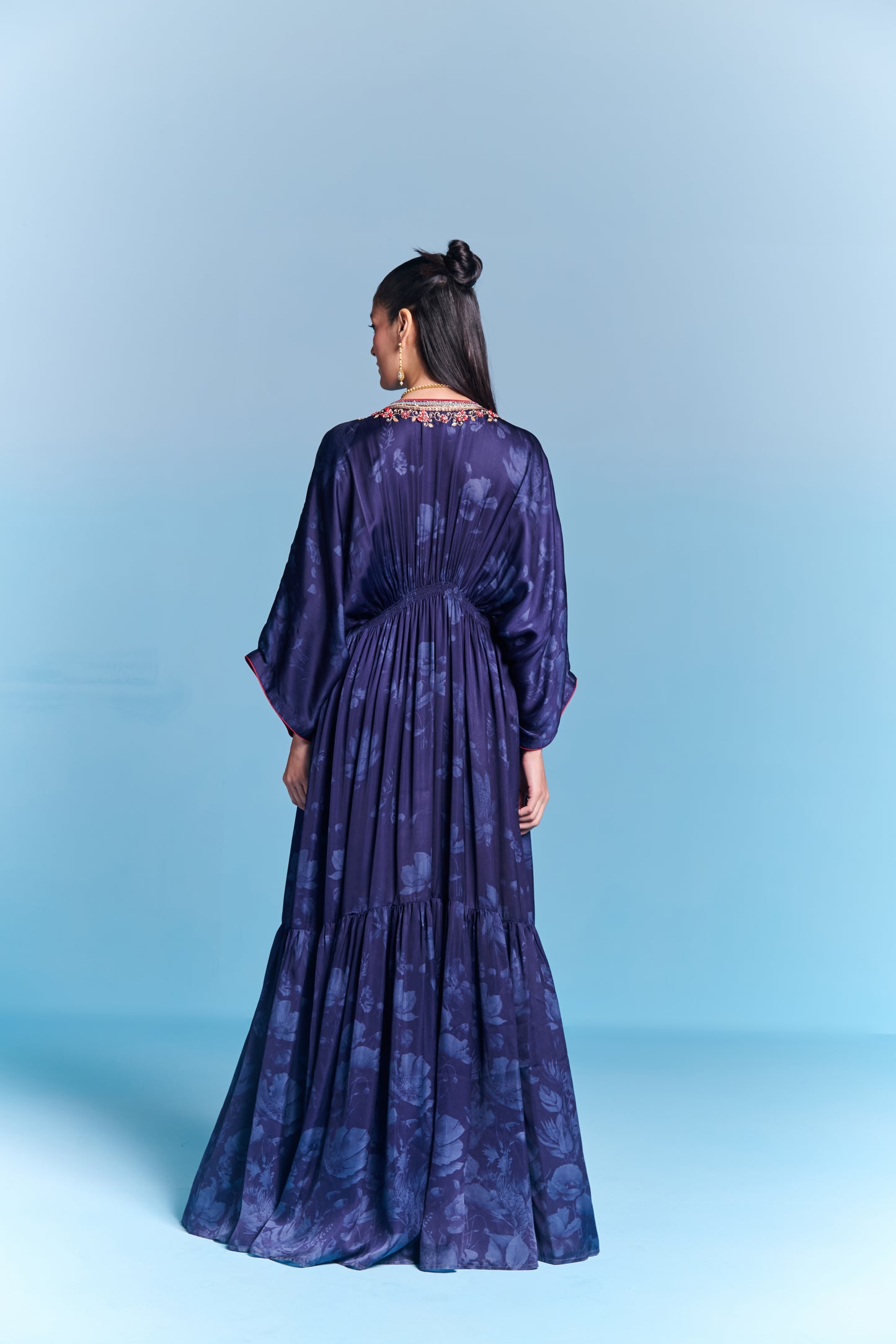 LARA KAFTAN