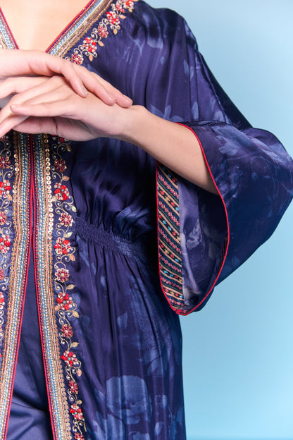LARA KAFTAN