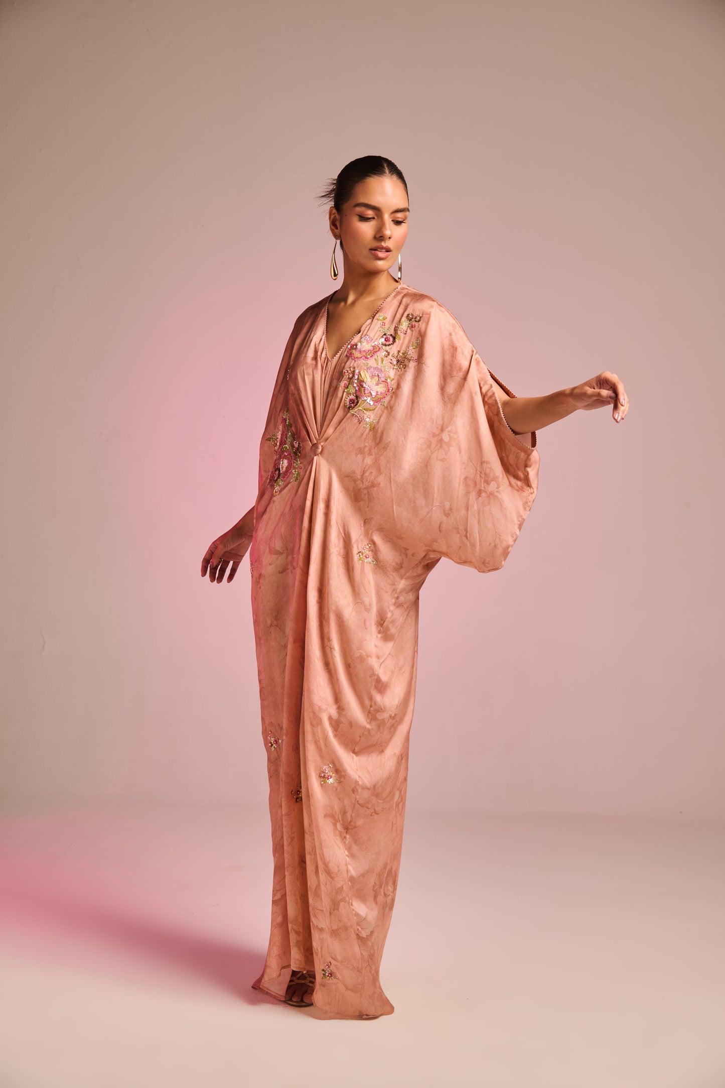 BELLA KAFTAN