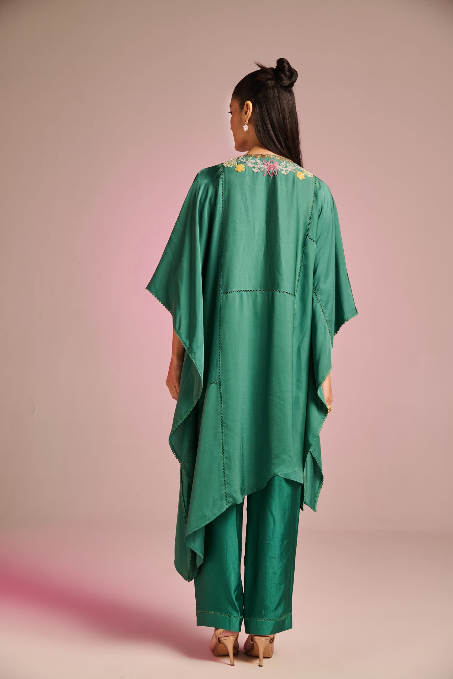 LANA KAFTAN