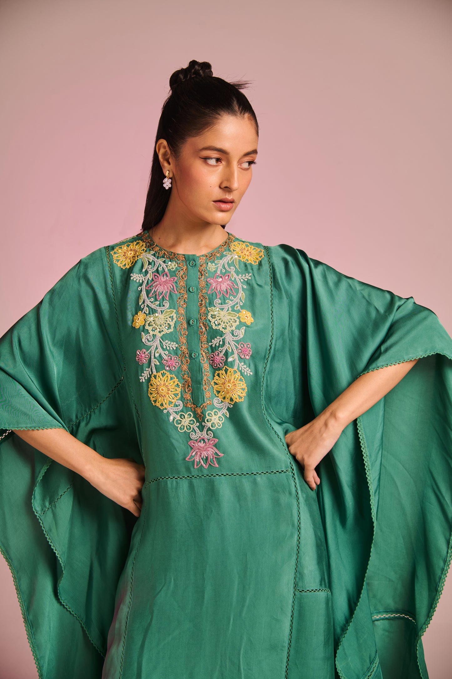 LANA KAFTAN