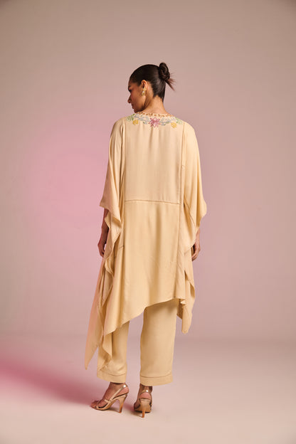 LANA KAFTAN