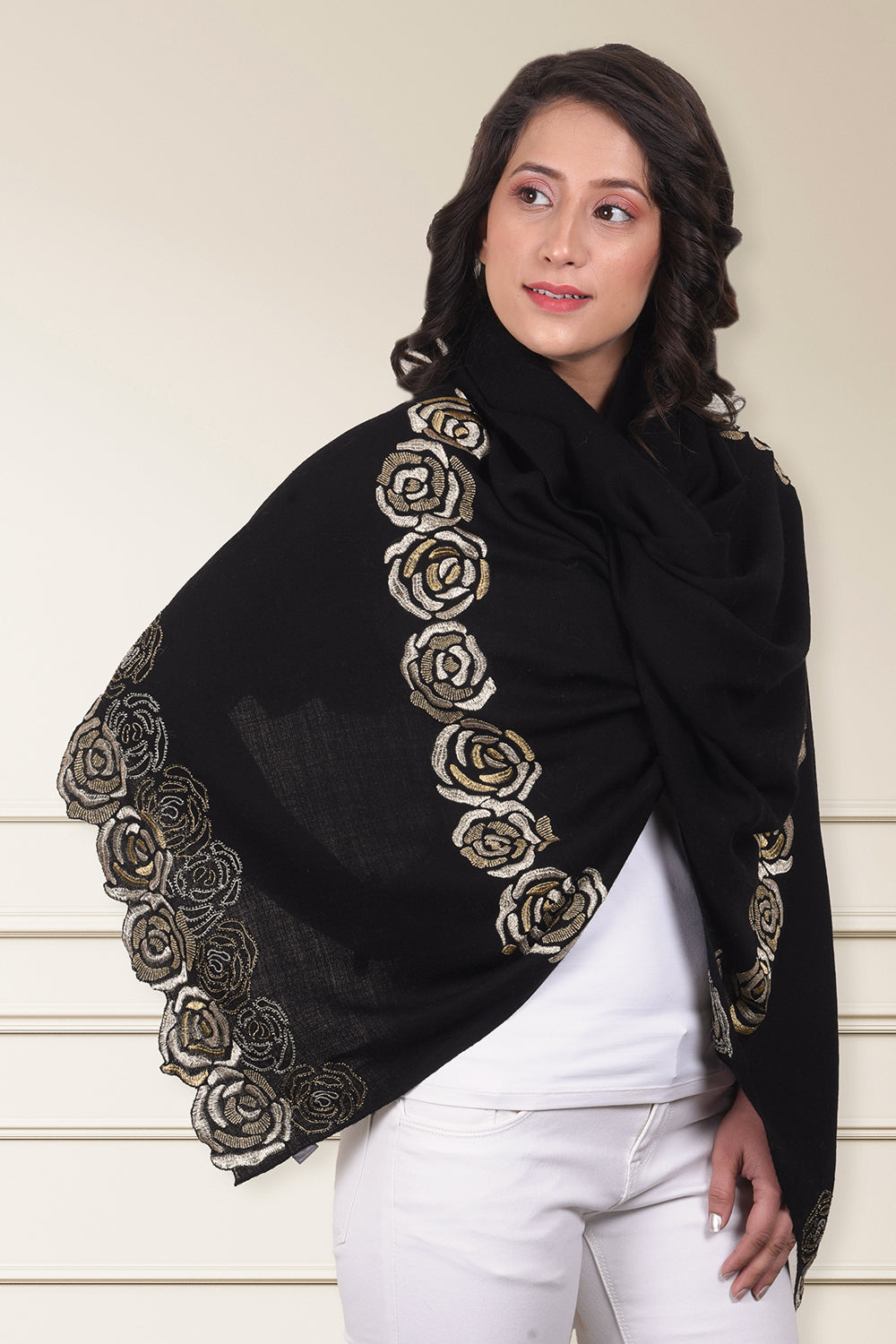 GOLDEN ROSE EMBROIDERED STOLE