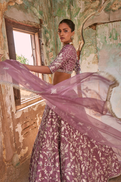 ZUBAIDA LEHENGA