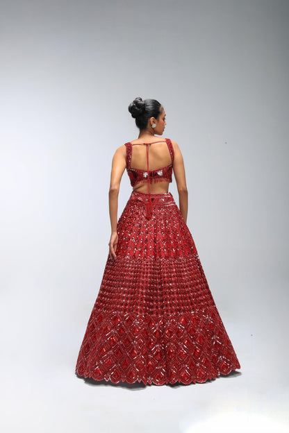 RED REVERIE SEABLOOM LEHANGA