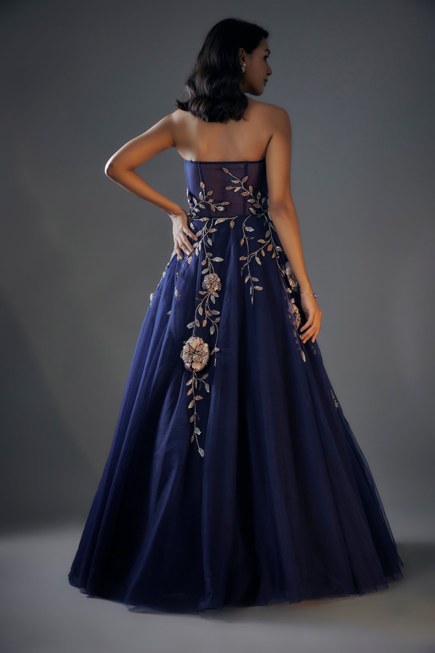 NAVY BLUE EMBROIDERED GOWN