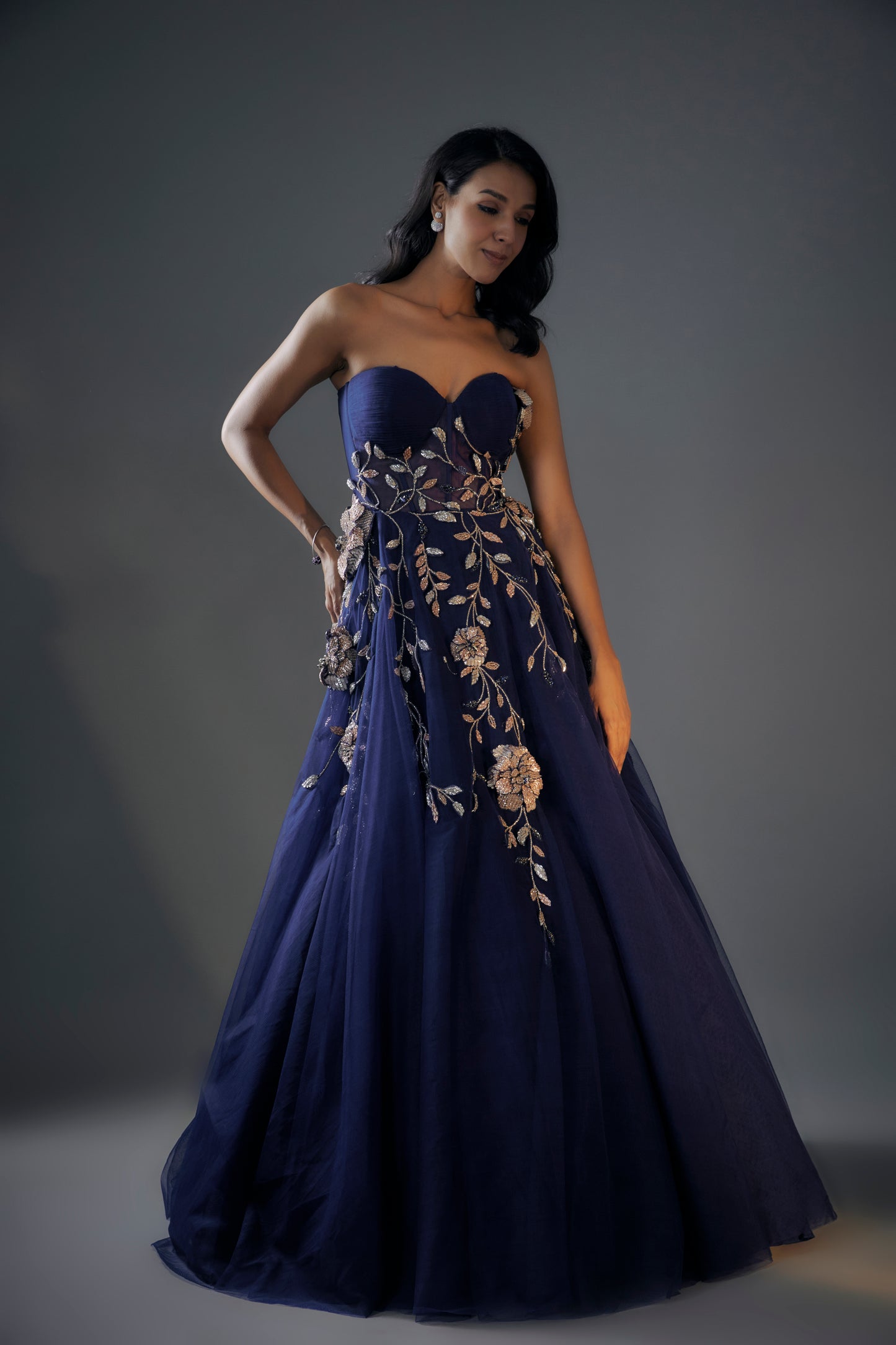 NAVY BLUE EMBROIDERED GOWN