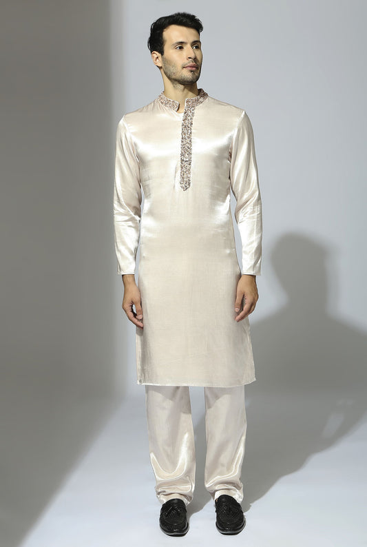 LIGHT LILAC EMBROIDERED KURTA SET