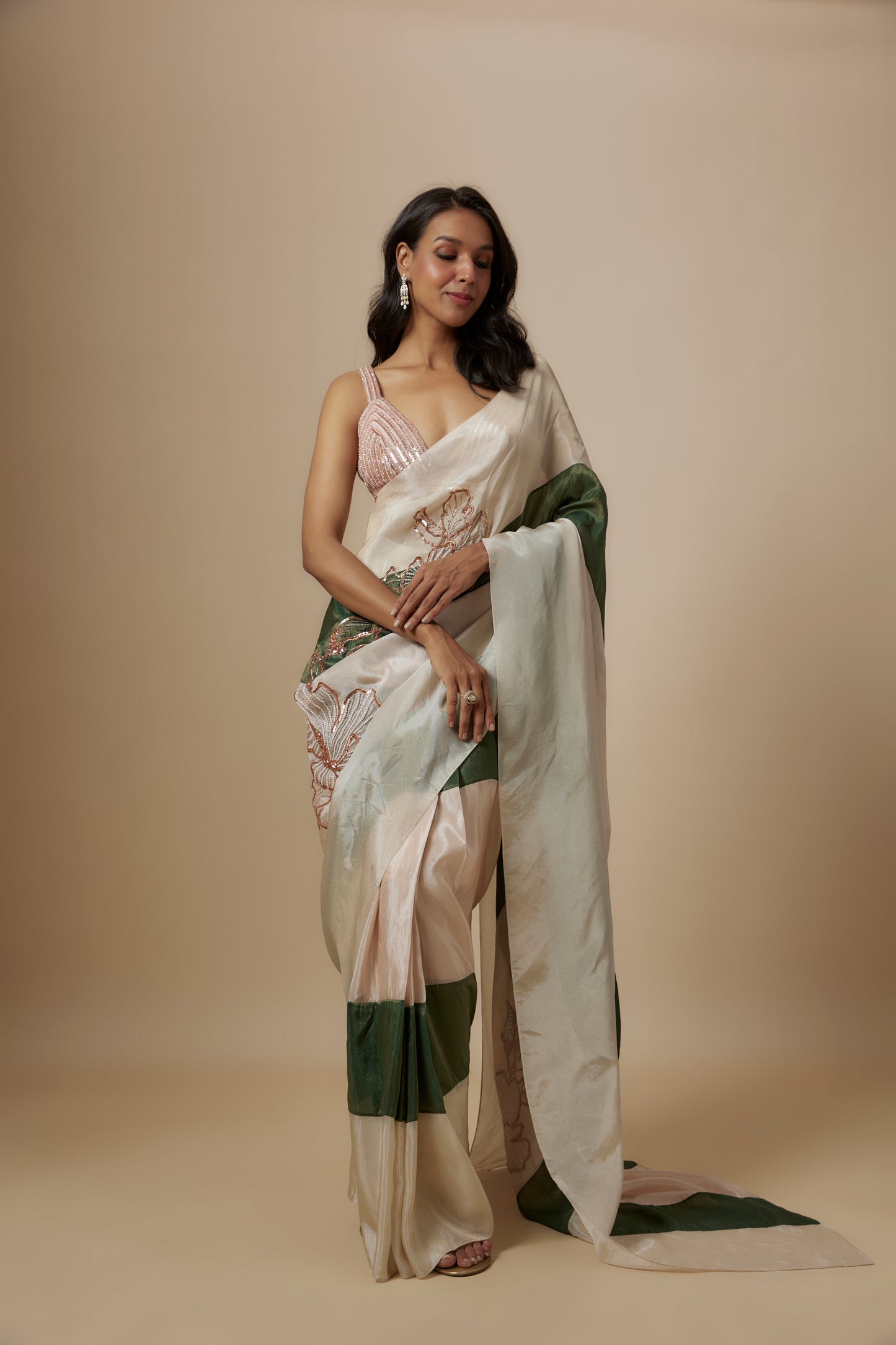 GREEN AND BEIGE COLOUR BLOCK SAREE WITH EMBROIDERED BLOUSE