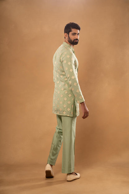 GREEN WOVEN ORGANZA KURTA PANT SET (SET OF 2)