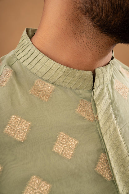 GREEN WOVEN ORGANZA KURTA PANT SET (SET OF 2)