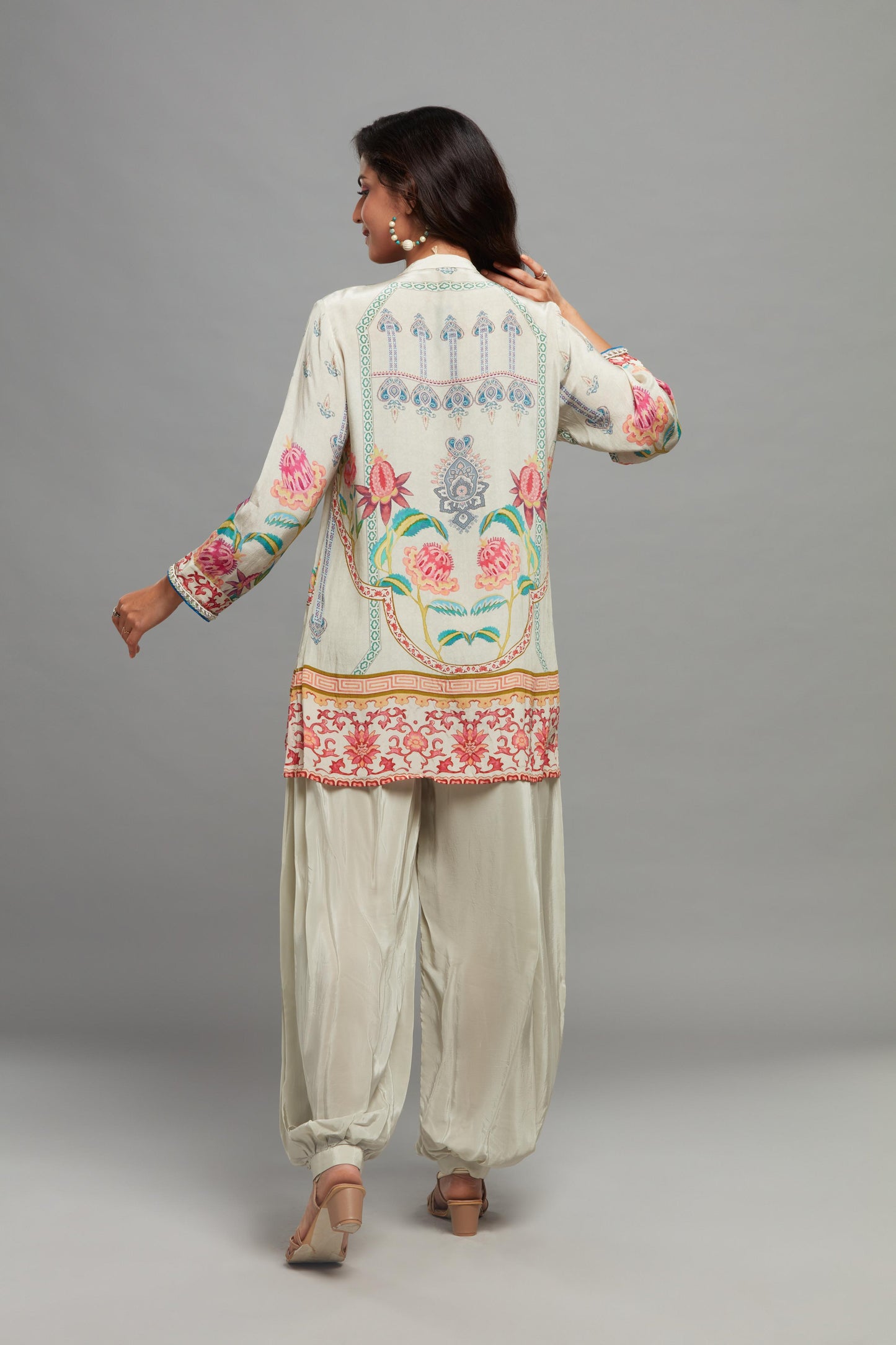 GREY ⁠PRINTED SHORT KURTI AND DHOTI CORD SET ( SET OF 2)