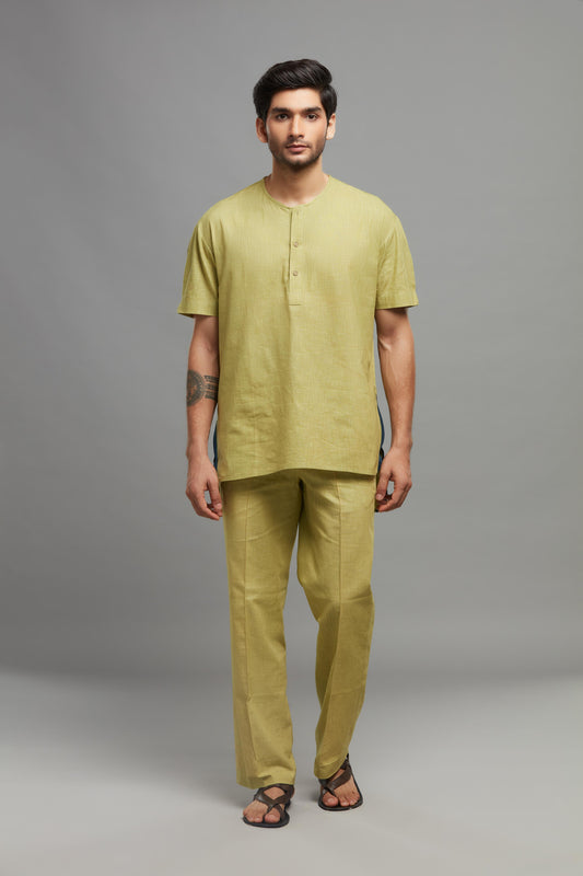 GREEN LINEN  KURTA PANT SET (SET OF 2)